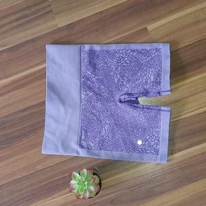 💜Lululemon Athletica Yoga Shorts 💜